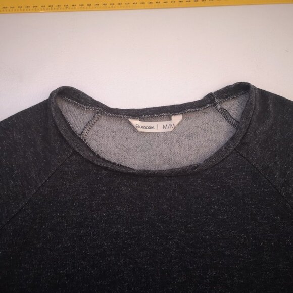 Bluenotes Ladies Size Medium Black Fleece Lined Straight Fit Sweat Top - Picture 4 of 8